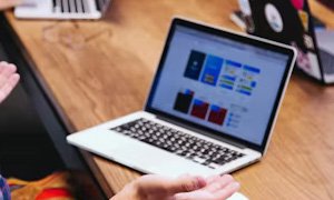 山东建站：网页红色系的高效搭配方案