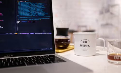 网站开发中 PHP 语言的特性与应用价值